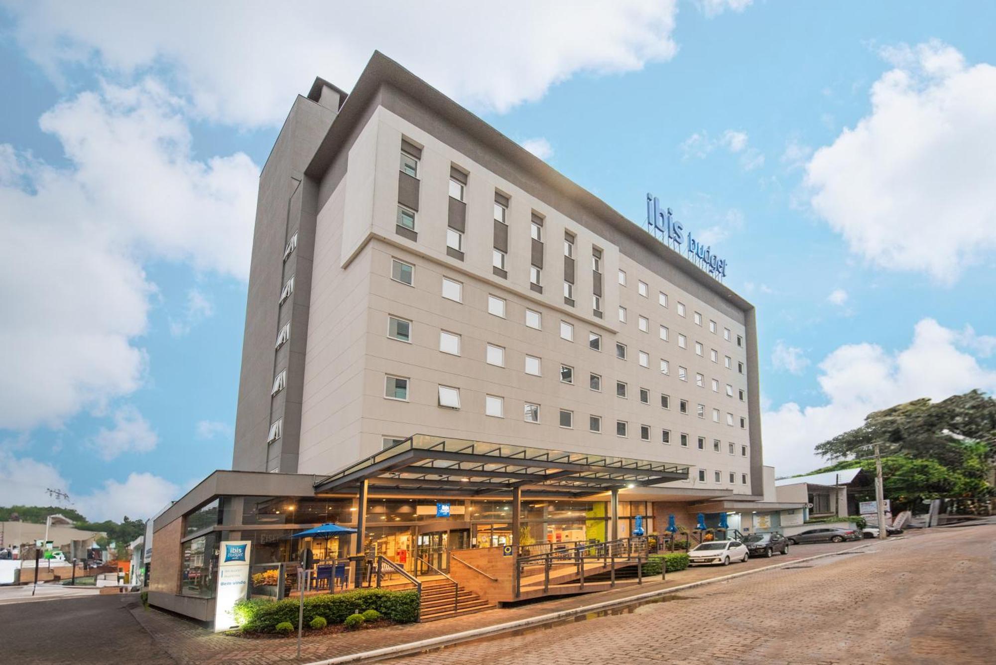 Ibis Budget Blumenau Extérieur photo