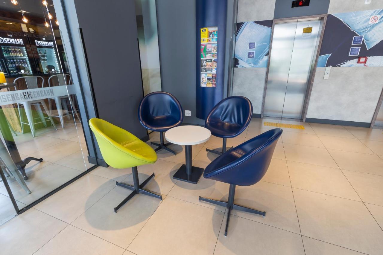 Ibis Budget Blumenau Extérieur photo